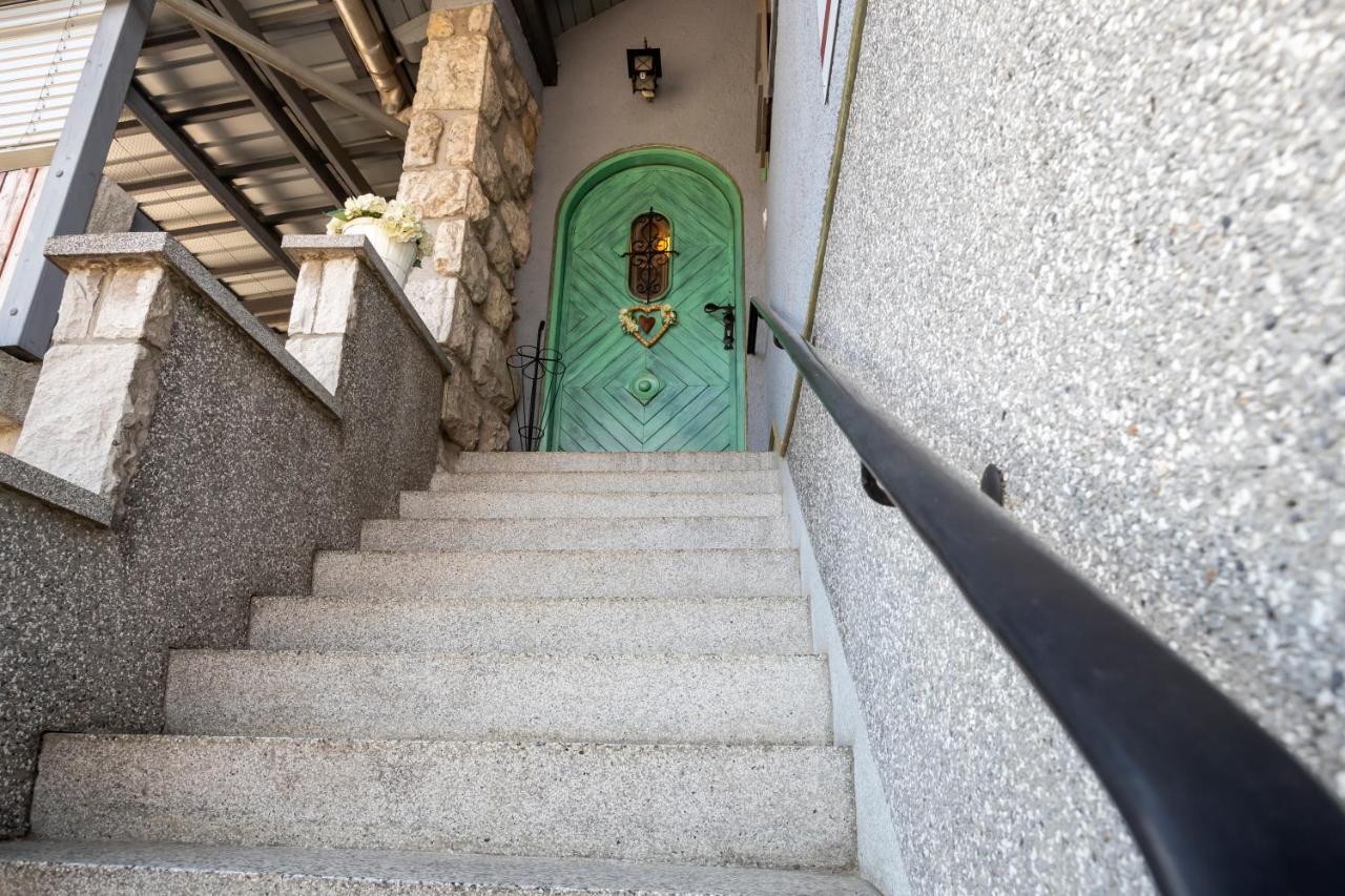 Apartmaji Rauter Bohinj Bagian luar foto